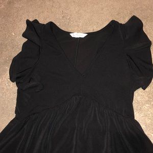 A-line dress with ruffle sleeve